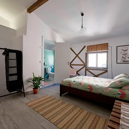 Flat By Avenida Da Liberdade ליסבון